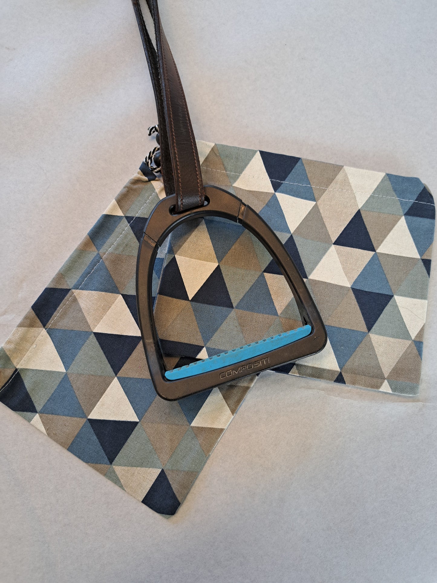 Pochettes / housses d'étriers à motifs