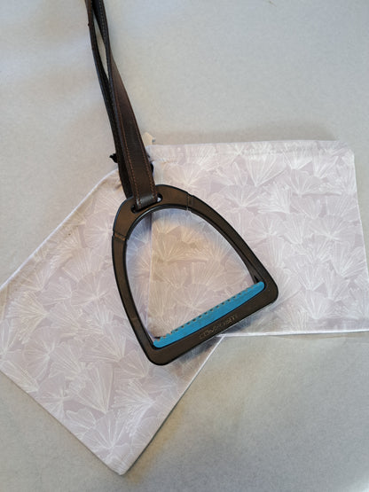 Pochettes / housses d'étriers à motifs