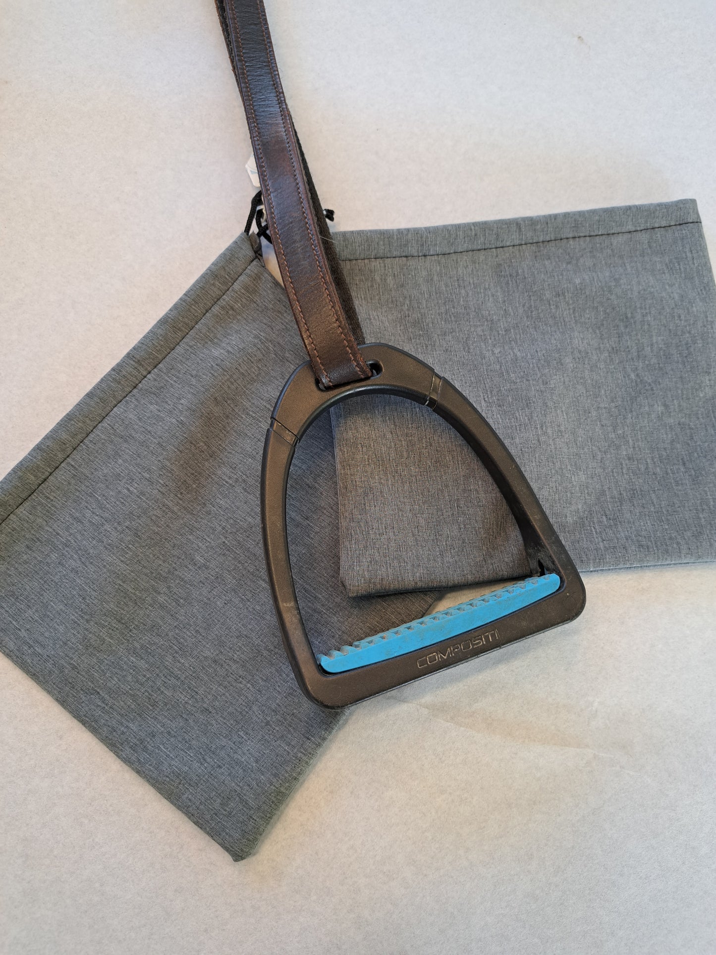 Pochettes/ housses d'étriers imperméables