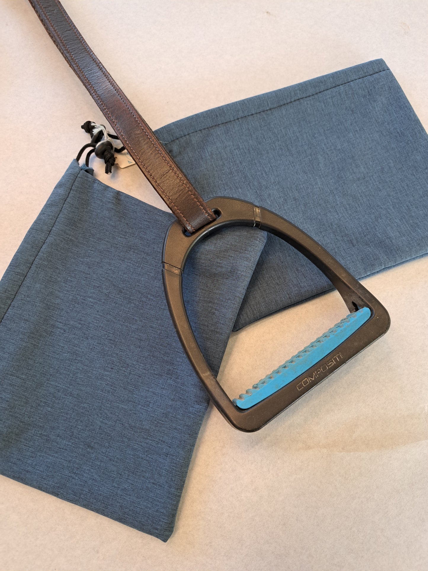 Pochettes/ housses d'étriers imperméables