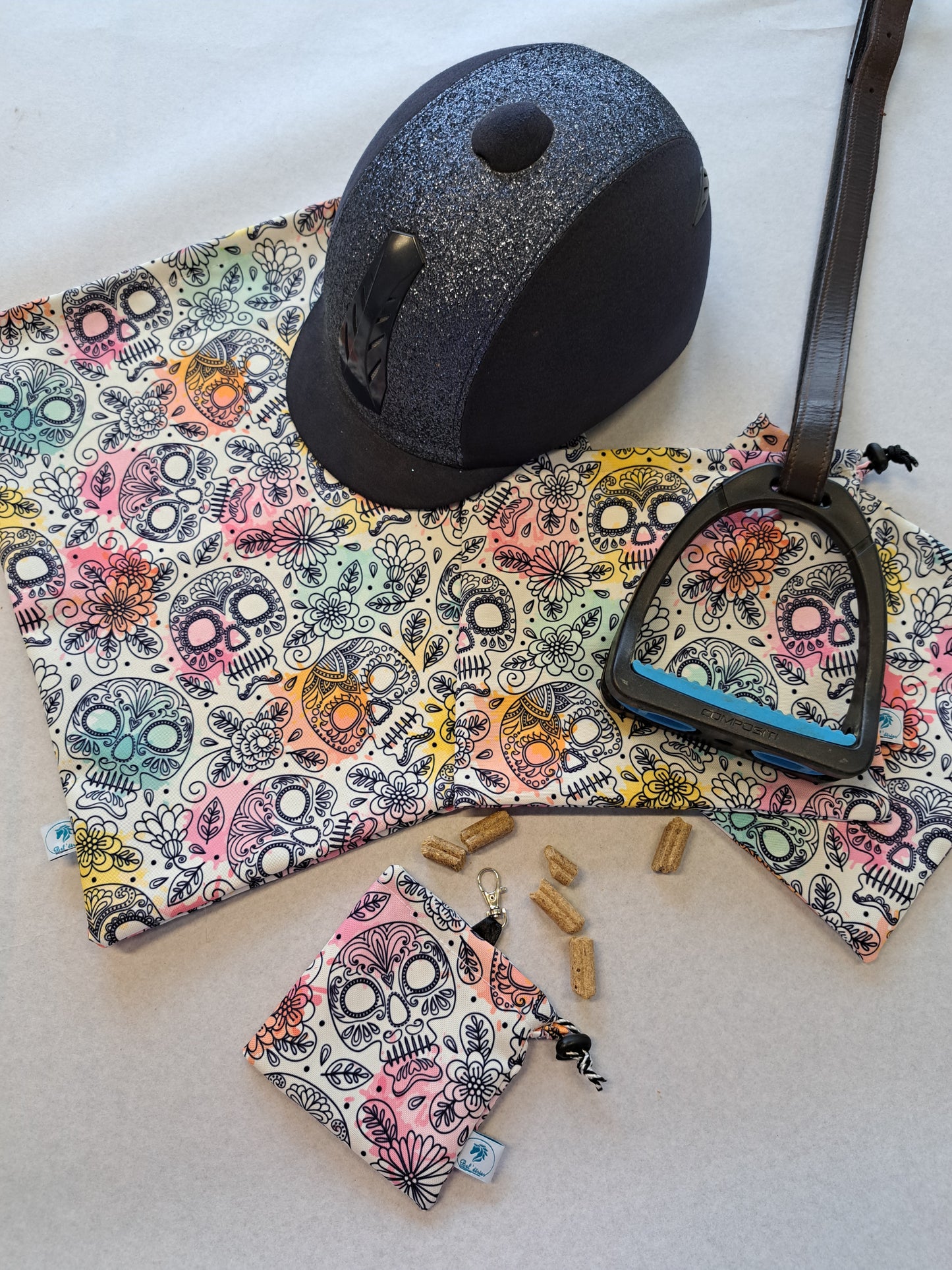 Box housse de bombe, pochettes d'étriers et pochette à friandises