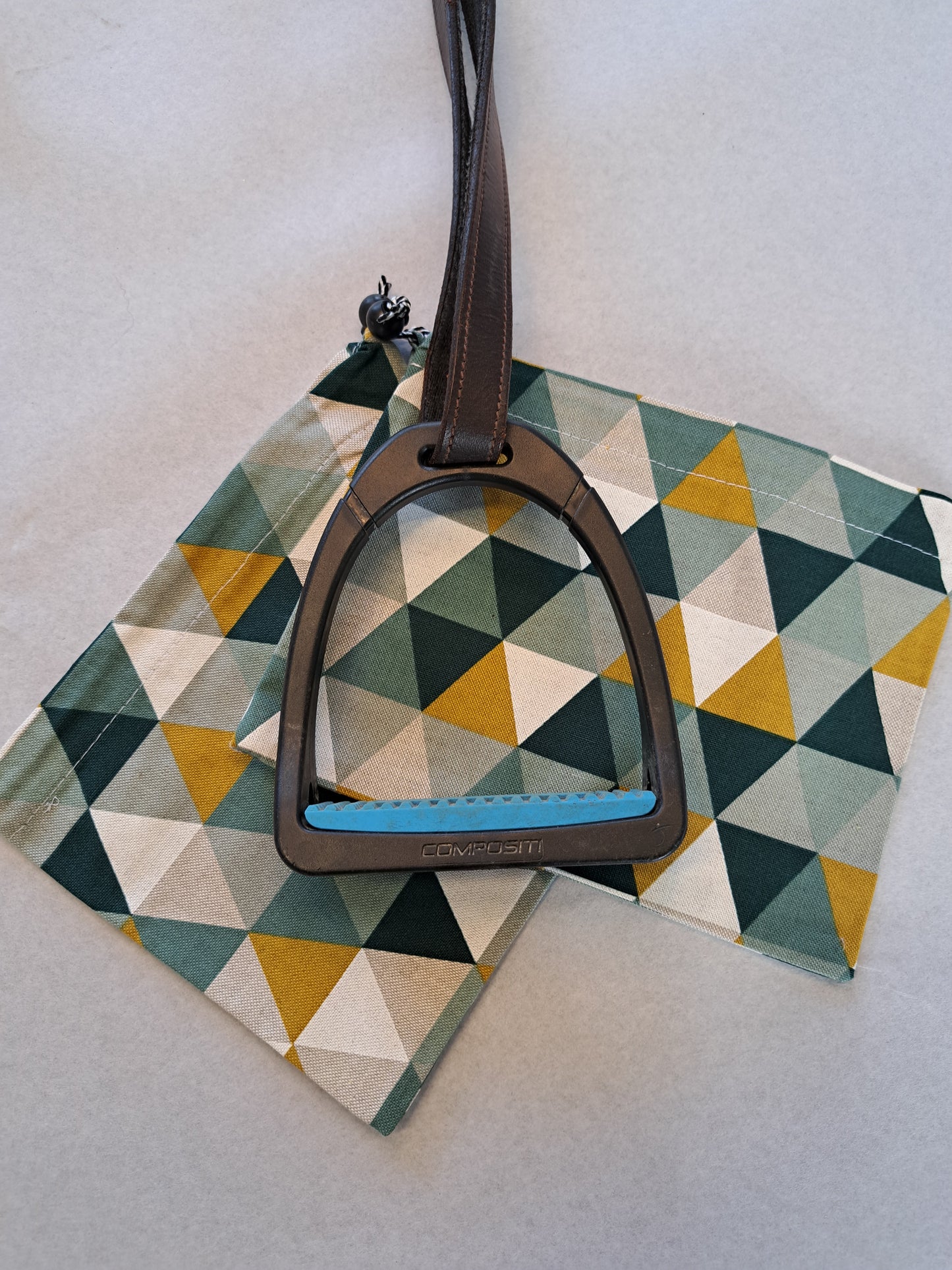 Pochettes / housses d'étriers à motifs