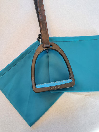 Pochettes / housses d'étriers uni