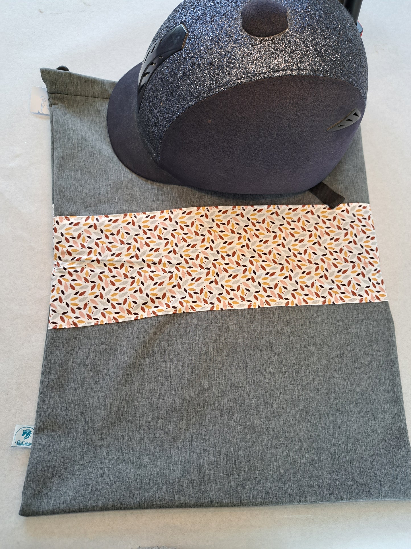 Housse de bombe imperméable et polaire